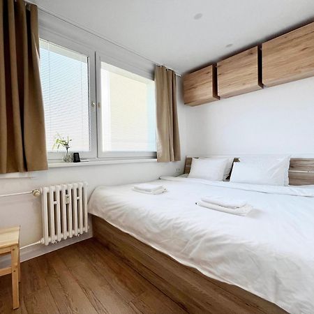 Elegant Escape Apartment III - Free Parking, Easy Access To City Center Bratislava Extérieur photo